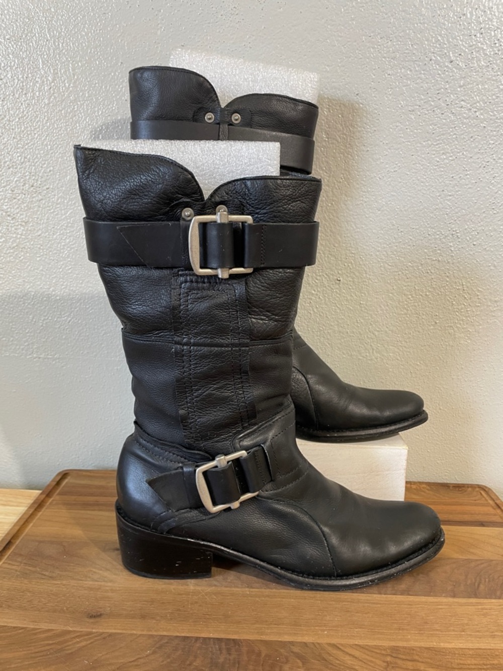 Vera Wang Lavender Leather Boots Black Buckle Mid Calf Side Zip 10M Riding